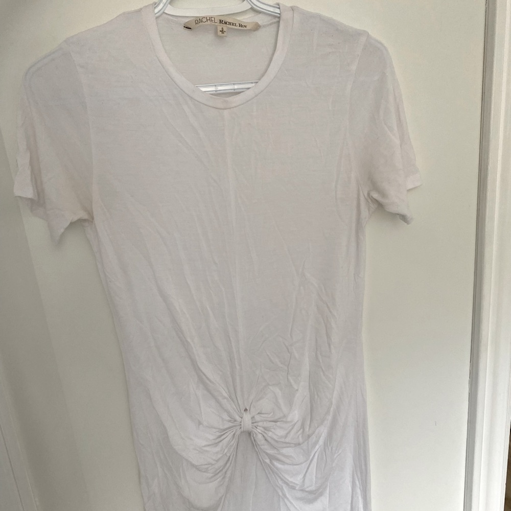 Long tie t-shirt